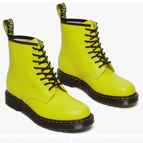 Dr. Martens Shoes Nwot Dr Martens 46 Smooth Leather Boot Sulphur